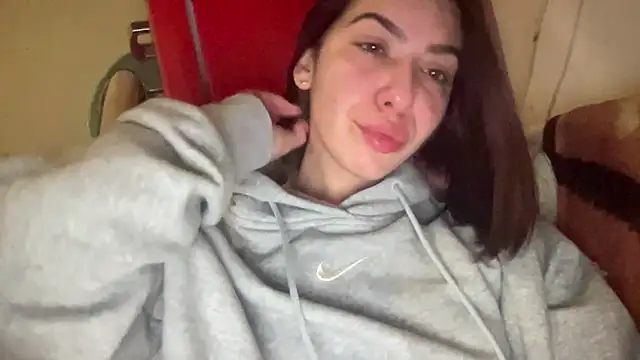 Snapshot of sarrah_rossy chatting on March 3, 6:12 pm sarrah rossy online show from March 3, 6:12 pm