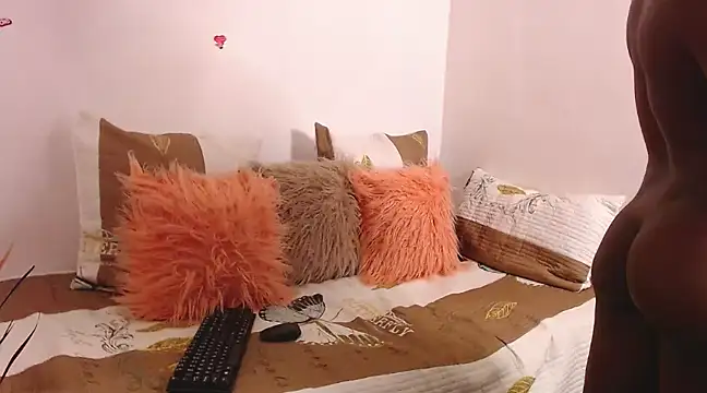 Snapshot of victora3 chatting on March 17, 3:03 am victora3 online show from March 17, 3:03 am