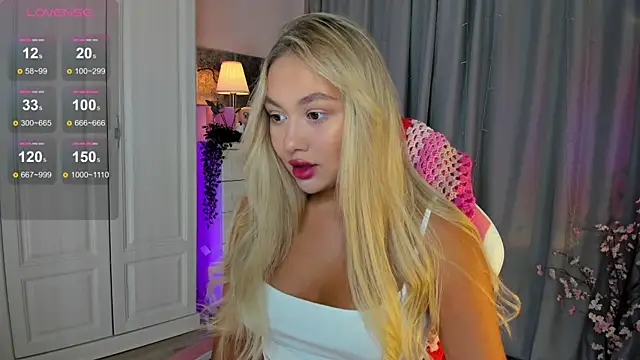 Snapshot of _Loneve__ chatting on September 26, 3:16 pm Loneve online show from September 26, 3:16 pm