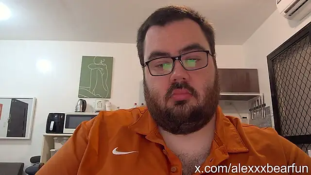 alexxxbear online show from February 19, 1:08 am