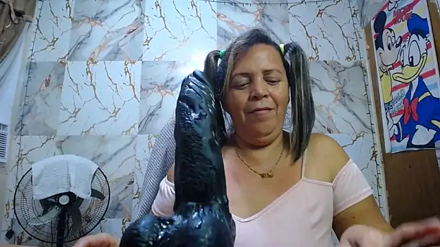 alina maturehot online show from April 20, 8:17 am