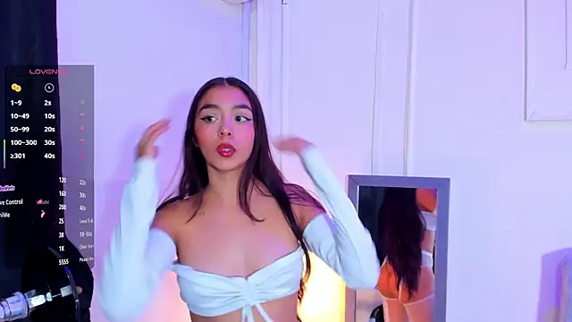 lanna brunette online show from April 6, 1:12 pm