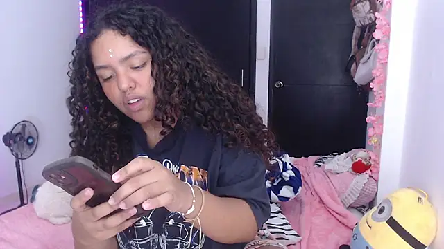 Snapshot of Anitta_bell chatting on February 14, 3:54 am Anitta bell online show from February 14, 3:54 am