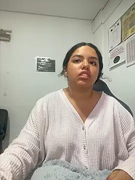 Snapshot of Anitta_bell chatting on March 3, 3:42 pm Anitta bell online show from March 3, 3:42 pm
