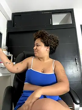 Snapshot of Anitta_bell chatting on October 1, 12:05 am Anitta bell online show from October 1, 12:05 am