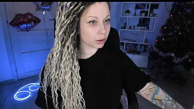 HoneySallyMoore online show from January 31, 7:11 pm