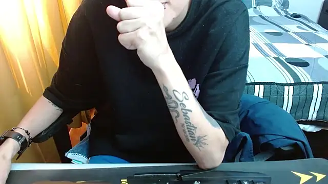 duo peludoo online show from February 13, 4:14 pm