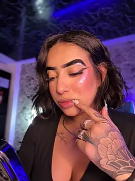 Scarlett-LS online show from February 4, 3:45 am