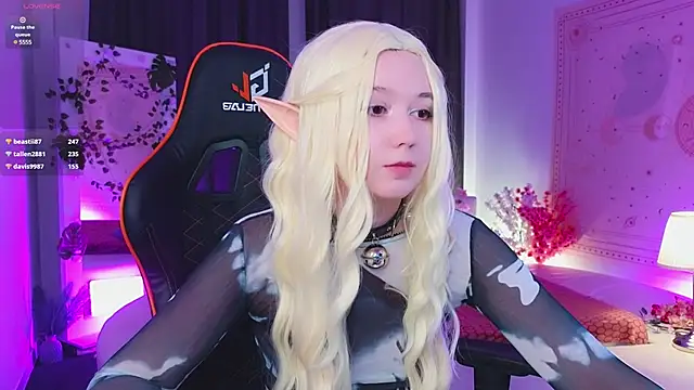 Snapshot of MizukiNoYoru chatting on February 19, 10:09 pm MizukiNoYoru online show from February 19, 10:09 pm