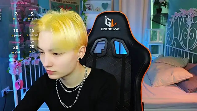 Akemi Sora  online show from March 8, 10:11 am