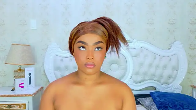 TianahGlow online show from December 3, 9:13 pm