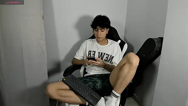 salvatore montt online show from February 16, 12:41 am