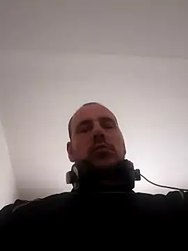 jarous32- online show from February 15, 2:11 pm