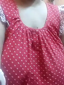 Snapshot of Lizza_boudi chatting on February 23, 9:22 am Lizza boudi online show from February 23, 9:22 am