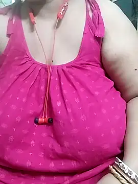 Snapshot of Lizza_boudi chatting on March 1, 1:22 am Lizza boudi online show from March 1, 1:22 am