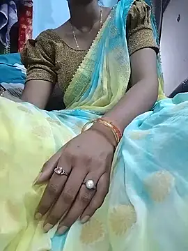 Snapshot of fuunrashmi chatting on June 22, 6:16 pm fuunrashmi online show from June 22, 6:16 pm