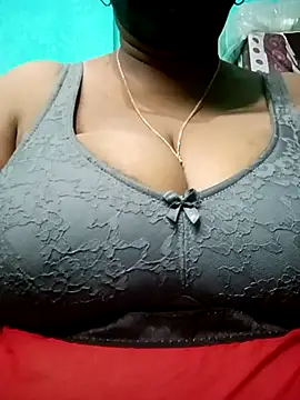 Snapshot of SX-JUHI chatting on March 11, 12:54 am SX-JUHI online show from March 11, 12:54 am