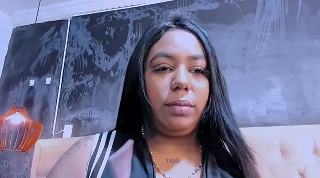 Snapshot of emma_purple_ chatting on March 4, 6:29 pm emma purple online show from March 4, 6:29 pm