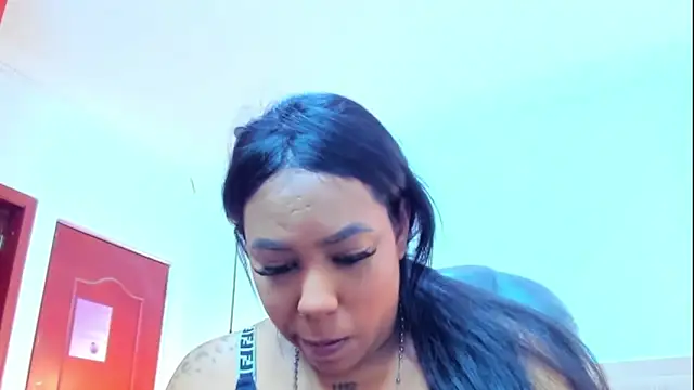 Snapshot of emma_purple_ chatting on September 8, 5:34 pm emma purple online show from September 8, 5:34 pm