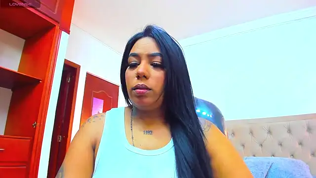 Snapshot of emma_purple_ chatting on September 19, 5:13 pm emma purple online show from September 19, 5:13 pm