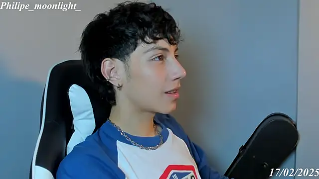 Snapshot of philipe_moonlight_ chatting on February 18, 2:38 am philipe moonlight online show from February 18, 2:38 am