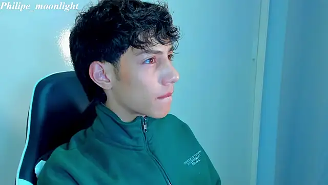 Snapshot of philipe_moonlight_ chatting on February 25, 8:25 am philipe moonlight online show from February 25, 8:25 am