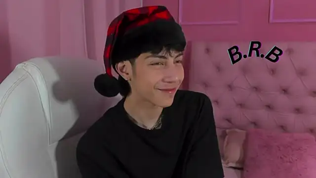 Snapshot of philipe_moonlight_ chatting on February 27, 2:32 am philipe moonlight online show from February 27, 2:32 am