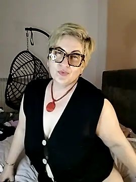 Snapshot of Pumabionda chatting on March 8, 12:11 am Pumabionda online show from March 8, 12:11 am