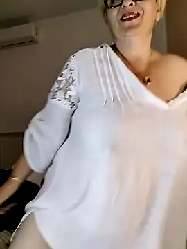 Snapshot of Pumabionda chatting on November 4, 10:09 pm Pumabionda online show from November 4, 10:09 pm