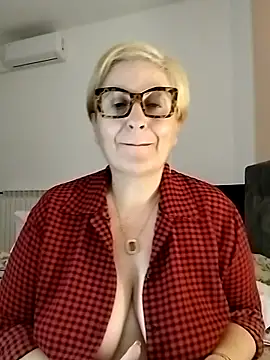 Snapshot of Pumabionda chatting on November 14, 10:07 pm Pumabionda online show from November 14, 10:07 pm