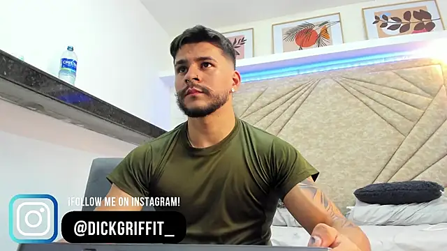 Snapshot of DickGriffith_ chatting on February 13, 3:35 pm DickGriffith online show from February 13, 3:35 pm