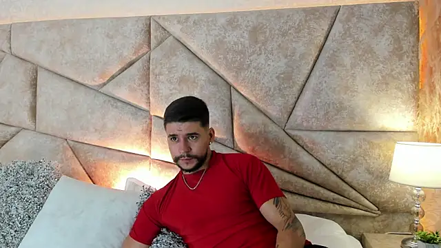 Snapshot of DickGriffith_ chatting on March 8, 10:43 am DickGriffith online show from March 8, 10:43 am