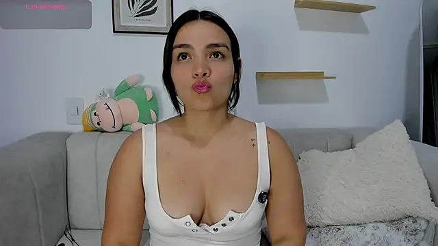 sarita bigbooty  online show from October 15, 4:23 am