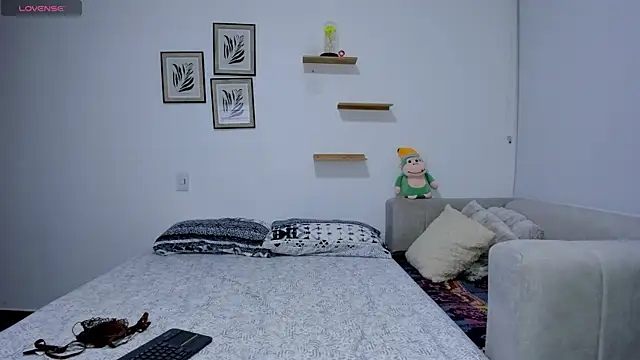 Snapshot of sarita_bigbooty_ chatting on November 23, 4:34 am sarita bigbooty online show from November 23, 4:34 am