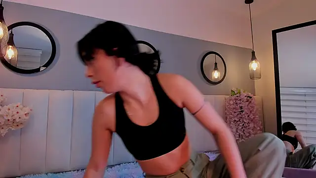 alice lodge online show from December 5, 3:04 am