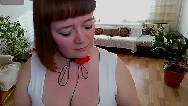 Snapshot of LizaMilfa chatting on February 20, 7:12 am LizaMilfa online show from February 20, 7:12 am