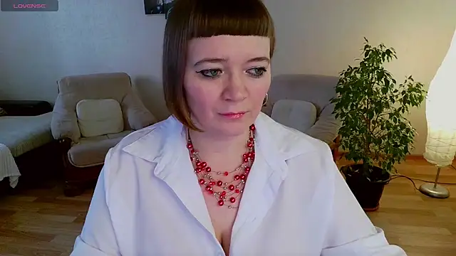 Snapshot of LizaMilfa chatting on February 21, 1:11 pm LizaMilfa online show from February 21, 1:11 pm