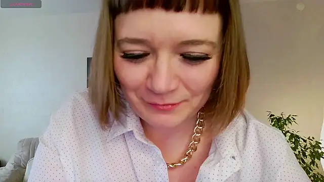 Snapshot of LizaMilfa chatting on March 20, 11:05 am LizaMilfa online show from March 20, 11:05 am