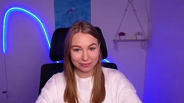 Snapshot of Dana_flowers chatting on November 3, 6:36 am Dana flowers online show from November 3, 6:36 am