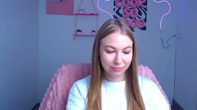 Snapshot of Dana_flowers chatting on November 7, 6:35 am Dana flowers online show from November 7, 6:35 am