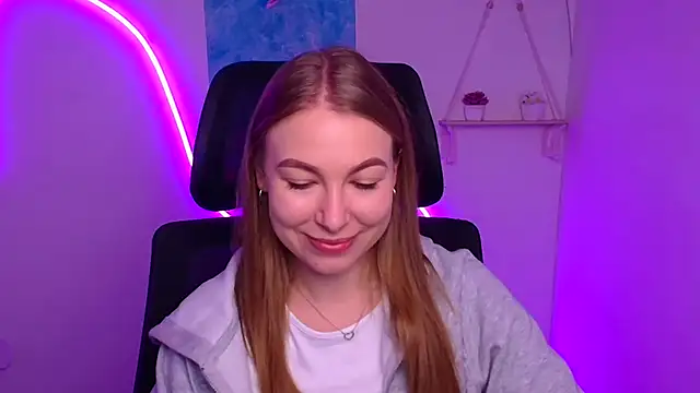 Snapshot of Dana_flowers chatting on November 19, 6:24 am Dana flowers online show from November 19, 6:24 am