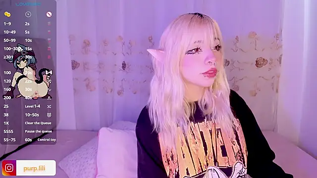 Snapshot of purplelilith3 chatting on May 6, 5:07 pm purplelilith3 online show from May 6, 5:07 pm
