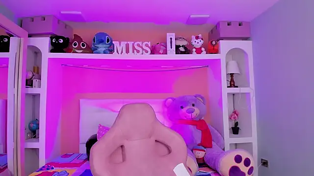 miss   megan online show from April 24, 2:36 am