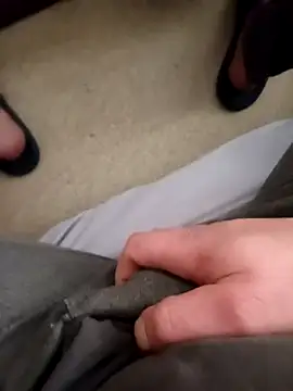 flo000031 online show from March 9, 2:21 pm