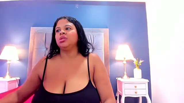 Snapshot of Ciara_Benet chatting on March 1, 3:38 pm Ciara Benet online show from March 1, 3:38 pm