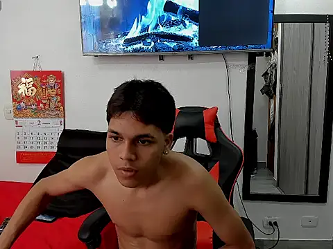 David Gil19 online show from February 15, 3:28 pm