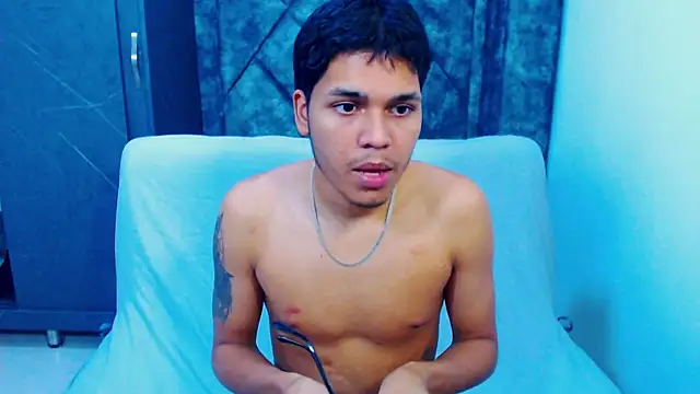 David Gil19 online show from January 8, 3:20 am