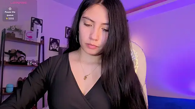 Snapshot of Miller_Vanessa_ chatting on November 5, 8:42 pm Miller Vanessa online show from November 5, 8:42 pm