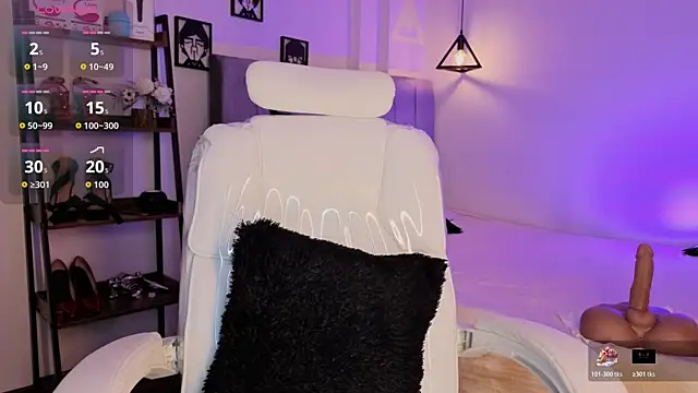 Miller Vanessa  online show from February 9, 8:35 pm