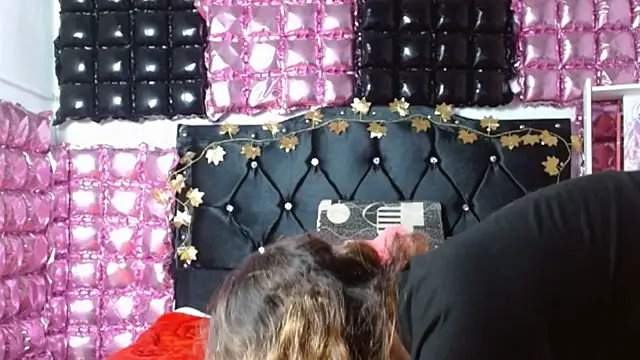 Snapshot of poisondost_hot chatting on February 23, 12:51 am poisondost hot online show from February 23, 12:51 am